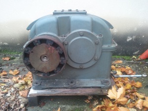 Multiplicateur à huile de marque Flender 200tr/min—1000 tr/min—173 kW